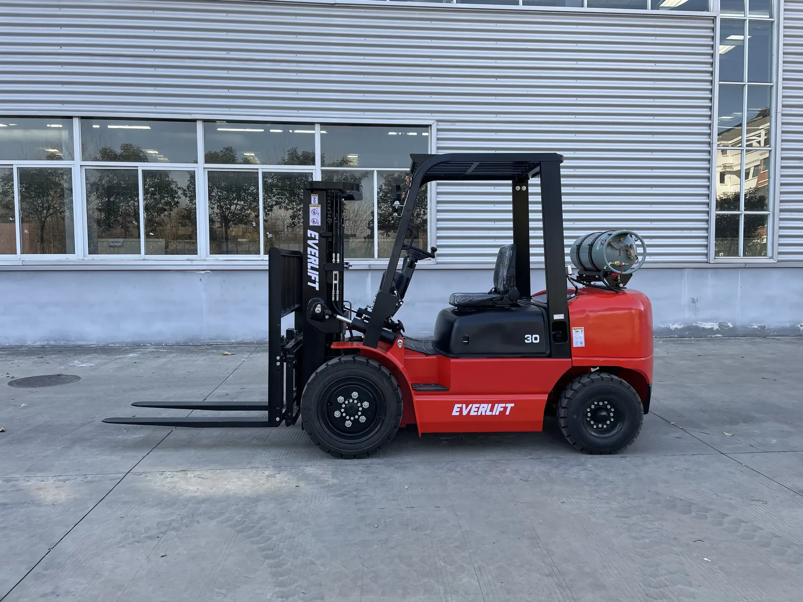 LPG Gasoline Forklift 2-5 Ton photo 2