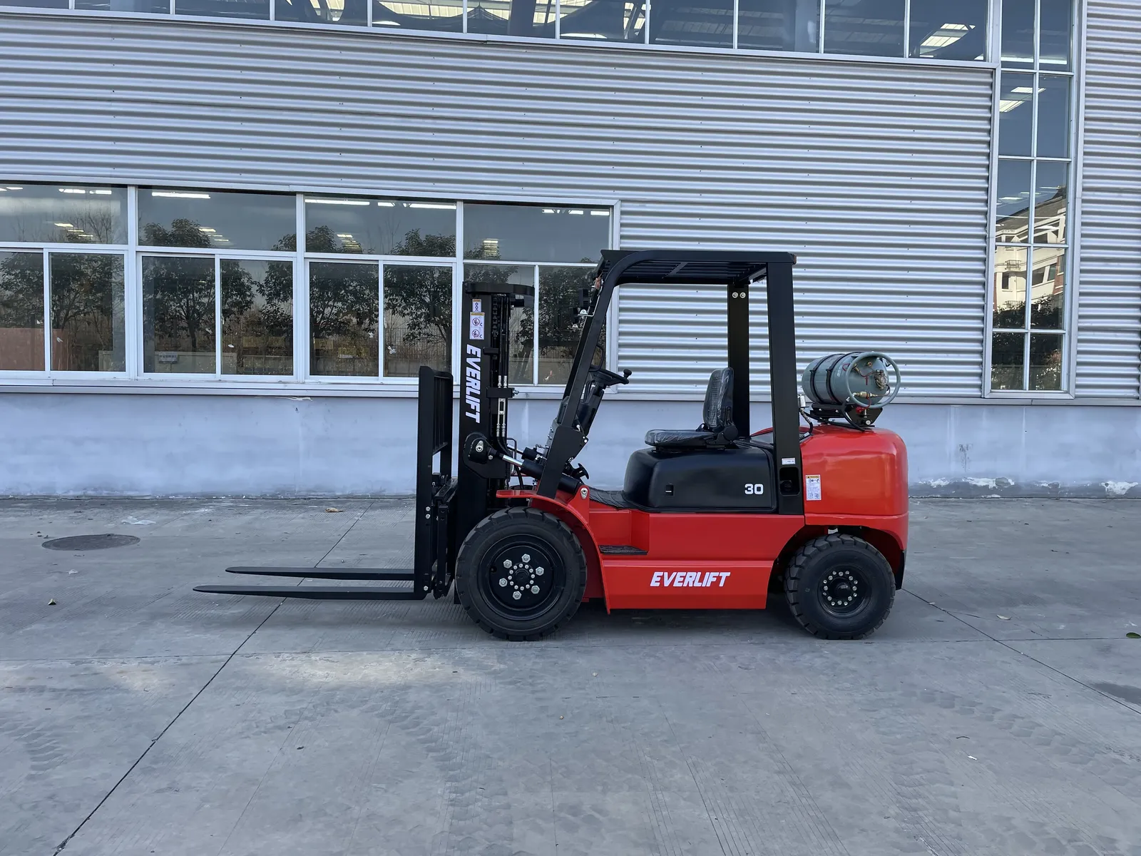 LPG Gasoline Forklift 2-5 Ton photo 4