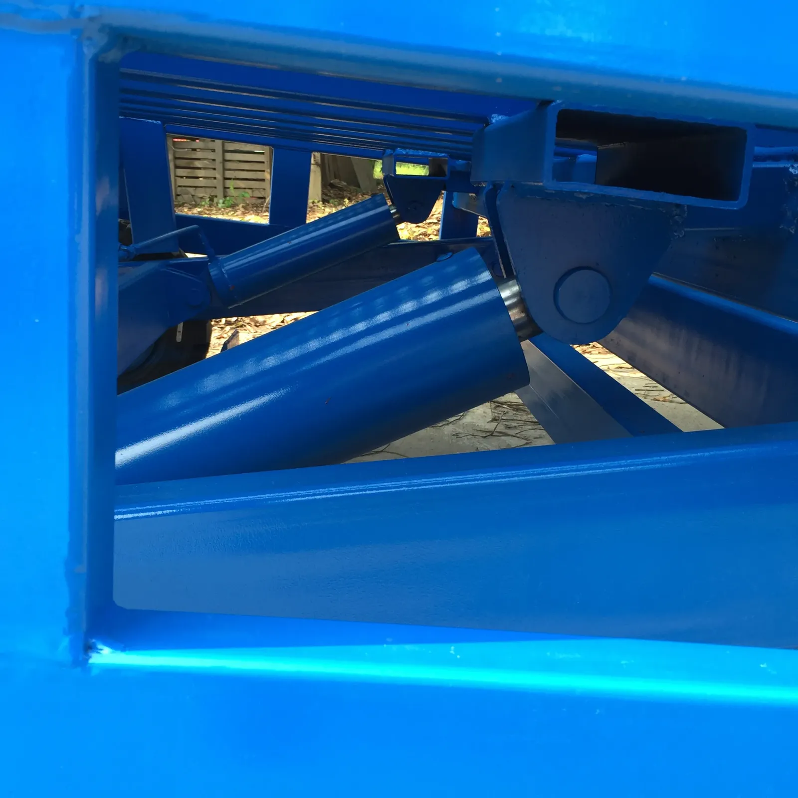 10T Movable Hydraulic Dock Leveller Dock Ramp photo 6