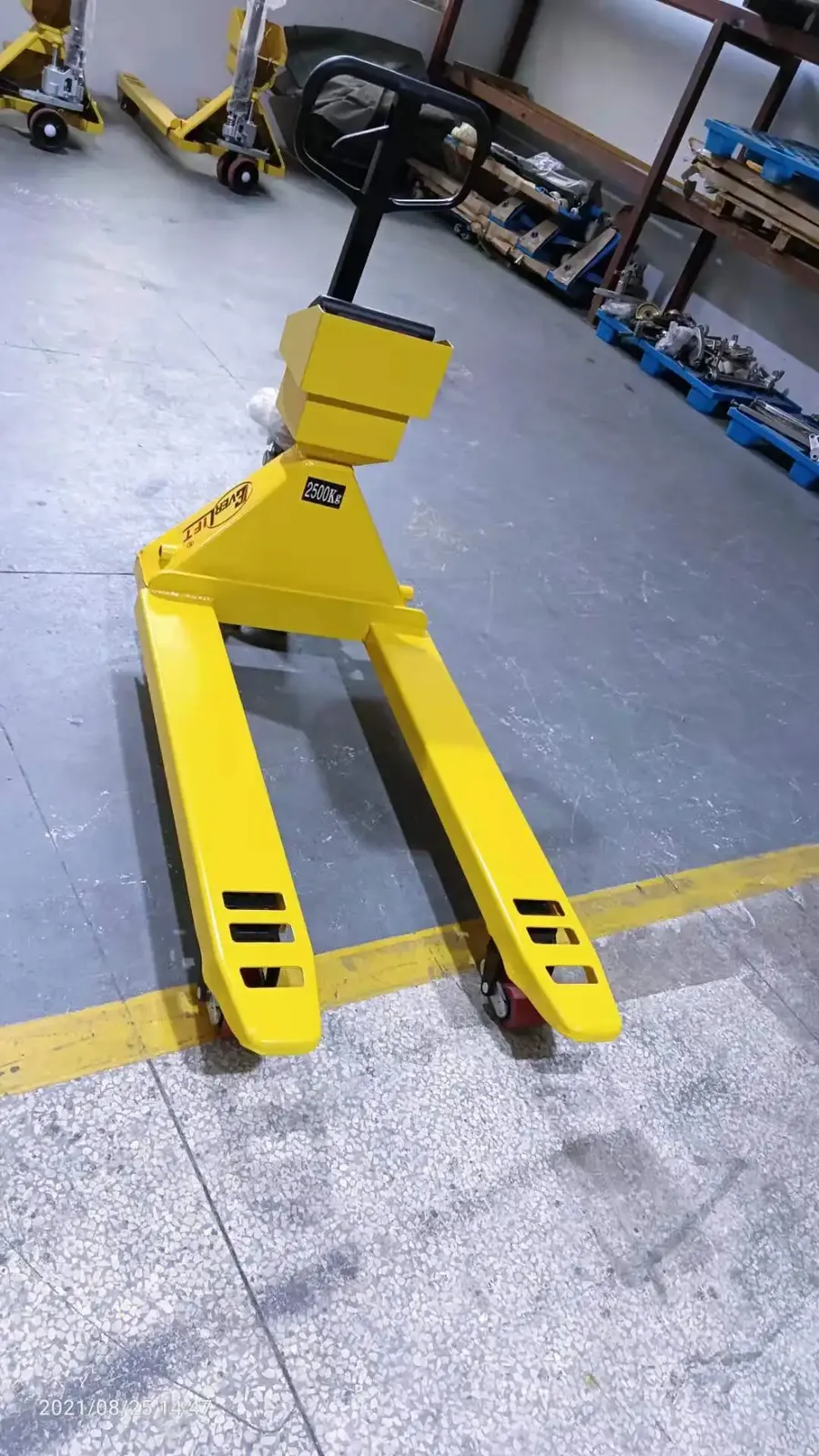 Forklift 2 Ton Powered Pallet Truck Scale CE&ISO detail 4