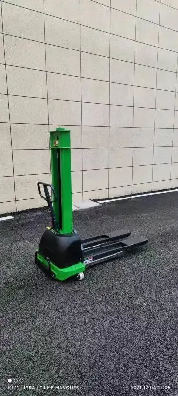 ELES-10EA Self-lifting Electric Stacker 1000 kg photo 4