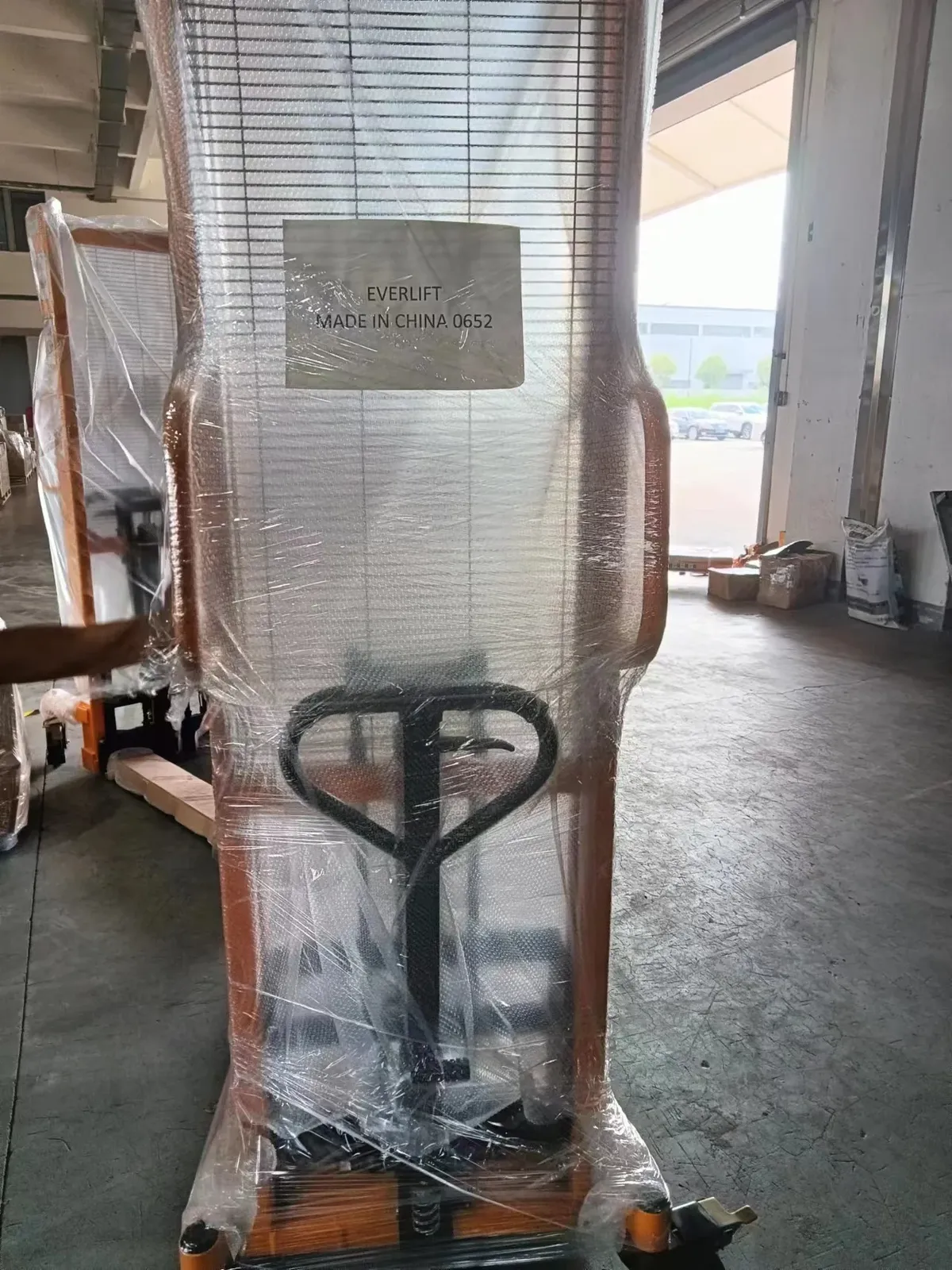 1 Ton Stacker Forklift High Quality Hydraulic detail 8