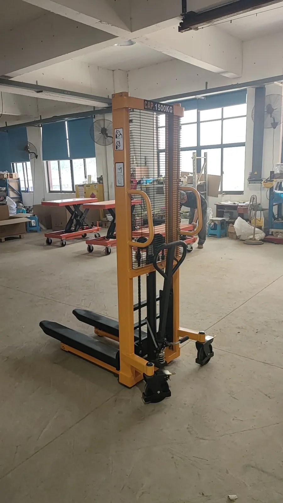 1 Ton Manual Pallet Forklift 1.6 Meter Hand Hydraulic photo 4