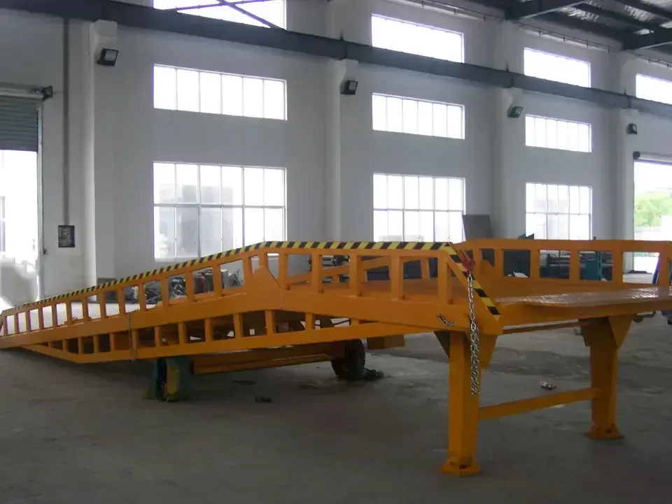Hydraulic Loading Ramp Moveable Load Ramp Unload Ramp 10t 15t detail 8