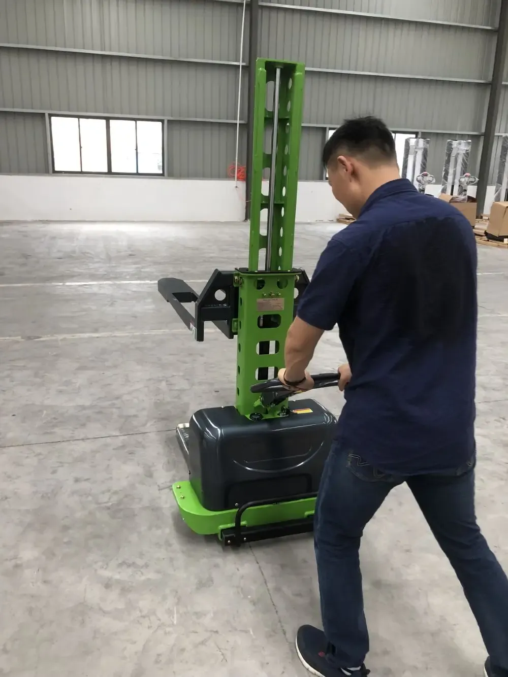 Self Loading Pallet Stacker 500 to 1000 kg 1500 kg photo 4