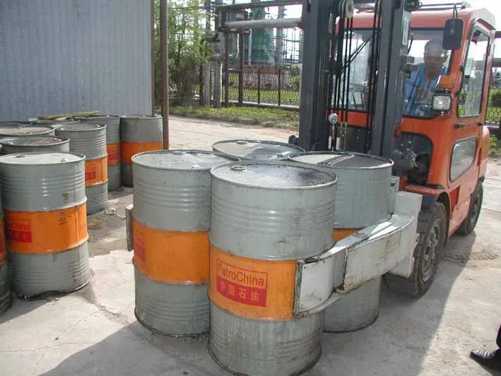 OEM Forklift Attachments Bale Clamp Forklift 1500 kg detail 3