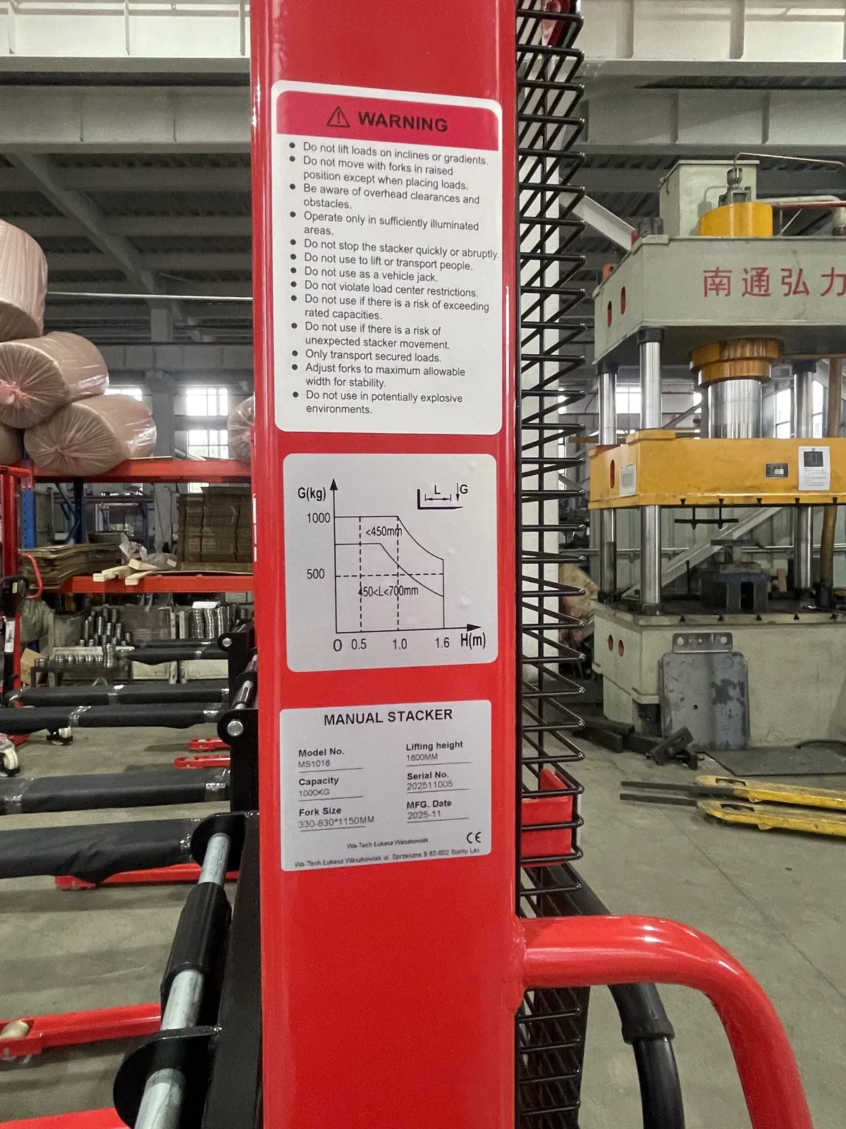 Manual Stacker 1000 to 2000 kg photo 6