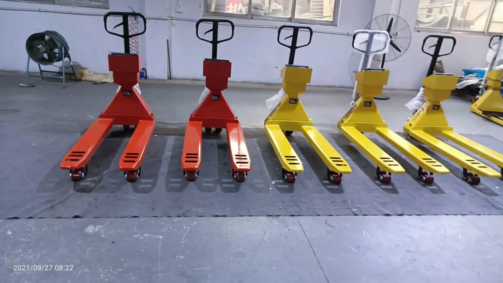 Scale Pallet Truck HPT20S Digital Weighing Pallet Jack 2000 to 2500 kg detail 2