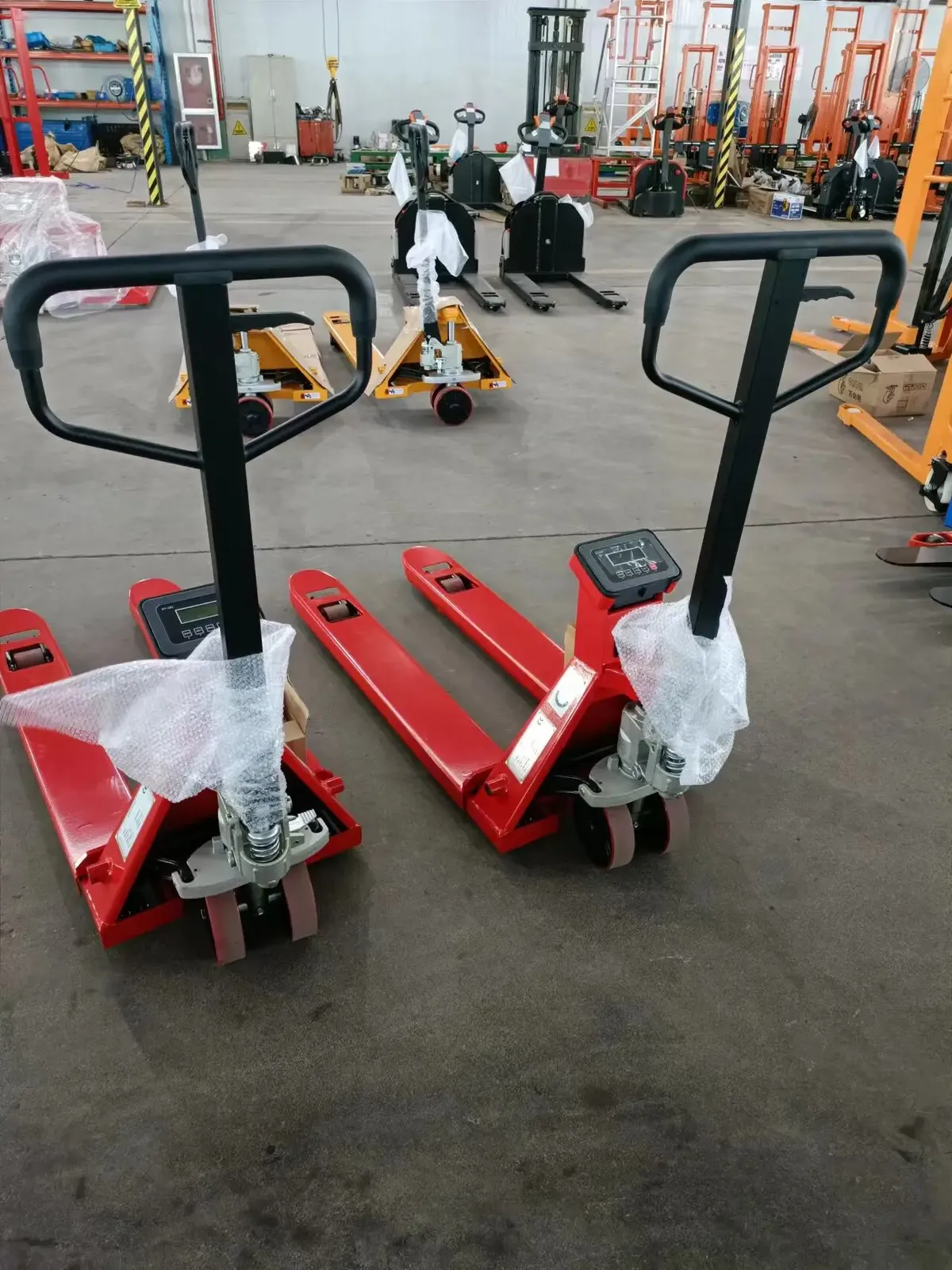 2 Ton High Quality Hand Pallet Truck with Scales Can Be photo 4