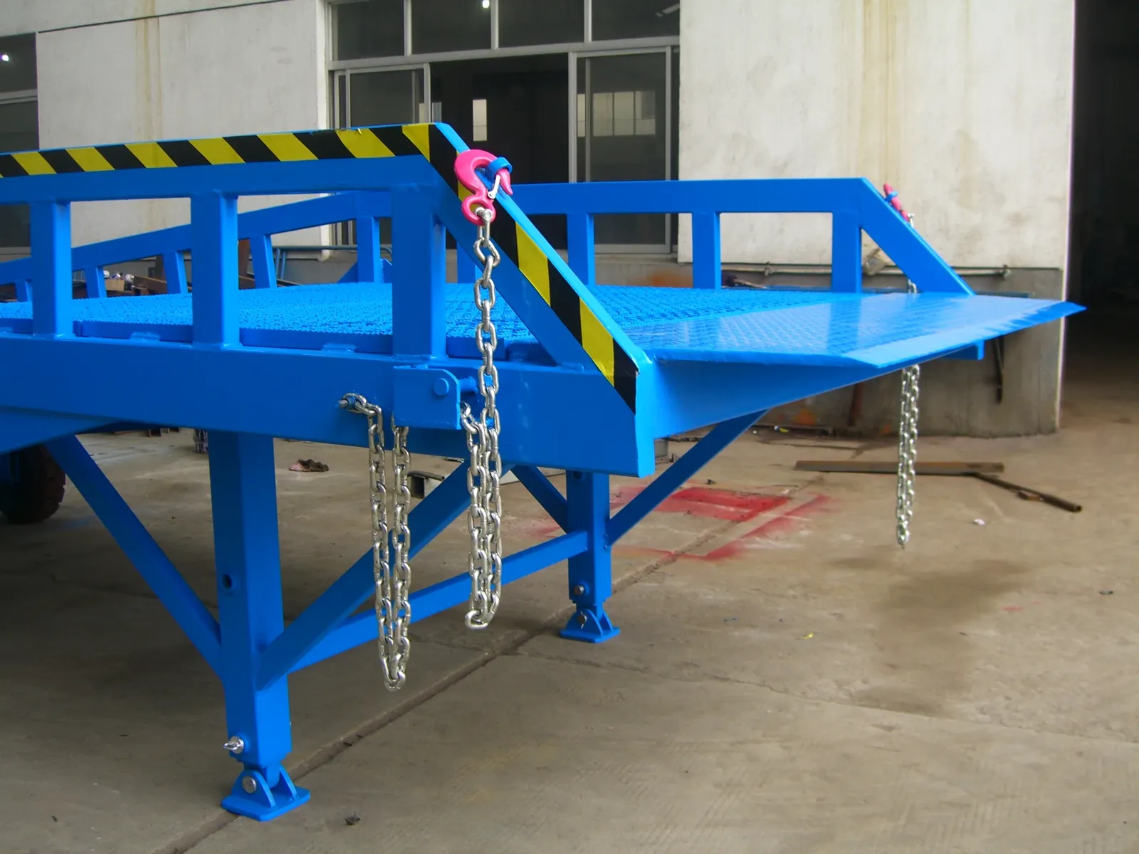 8t 10t 15t Moveable Load Ramp Forklift Truck Dock photo 2