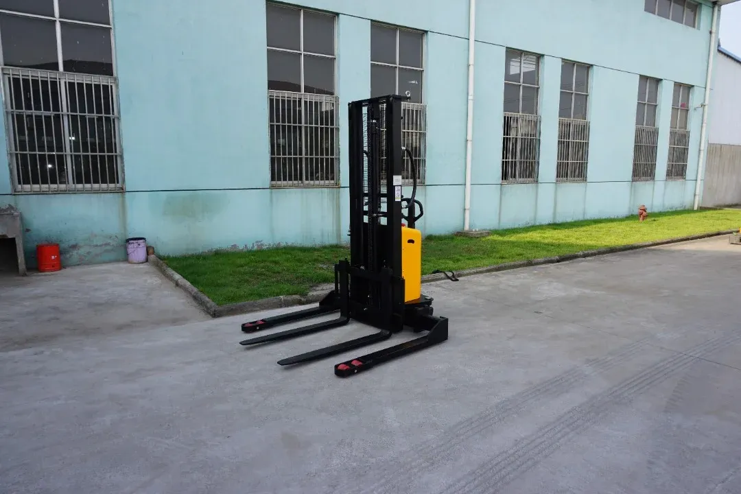 2026 Brand Straddle Forklift 1t 1.2t 1.5t 2t photo 3