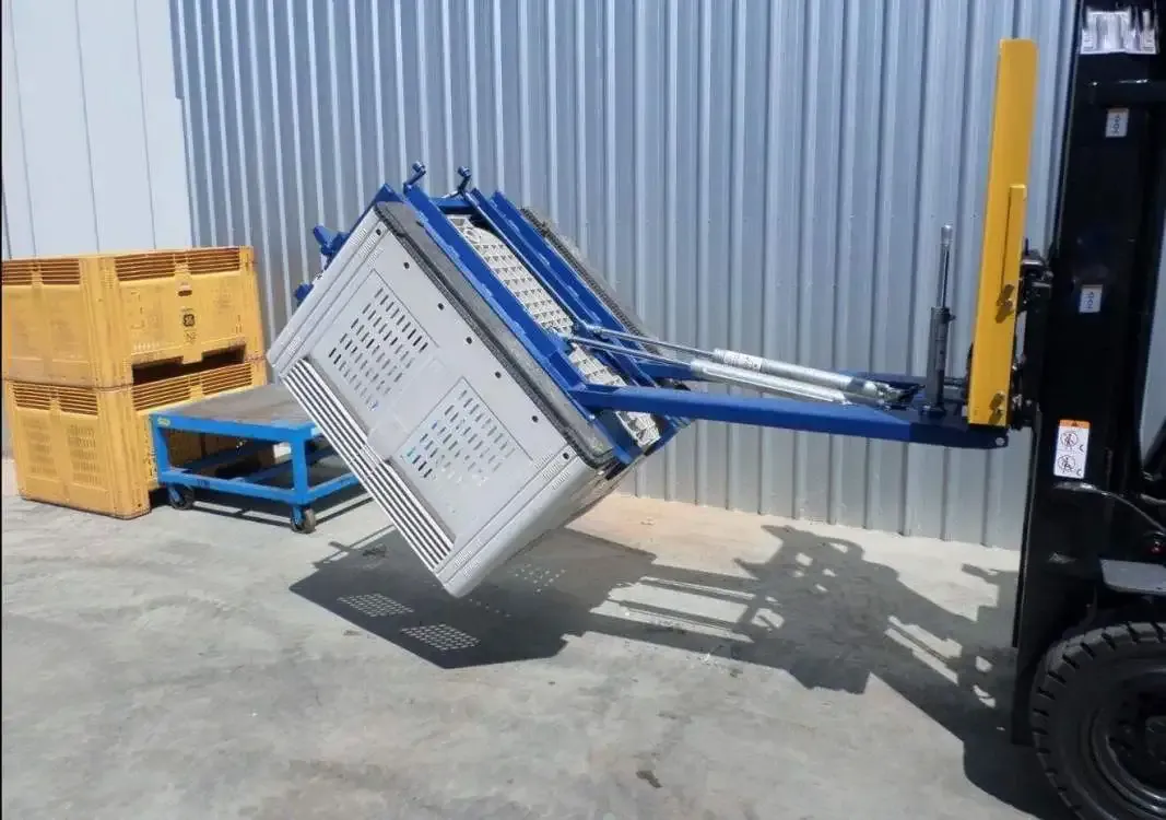 Heavy Duty Forklift Bin Tipper Attachment photo 5