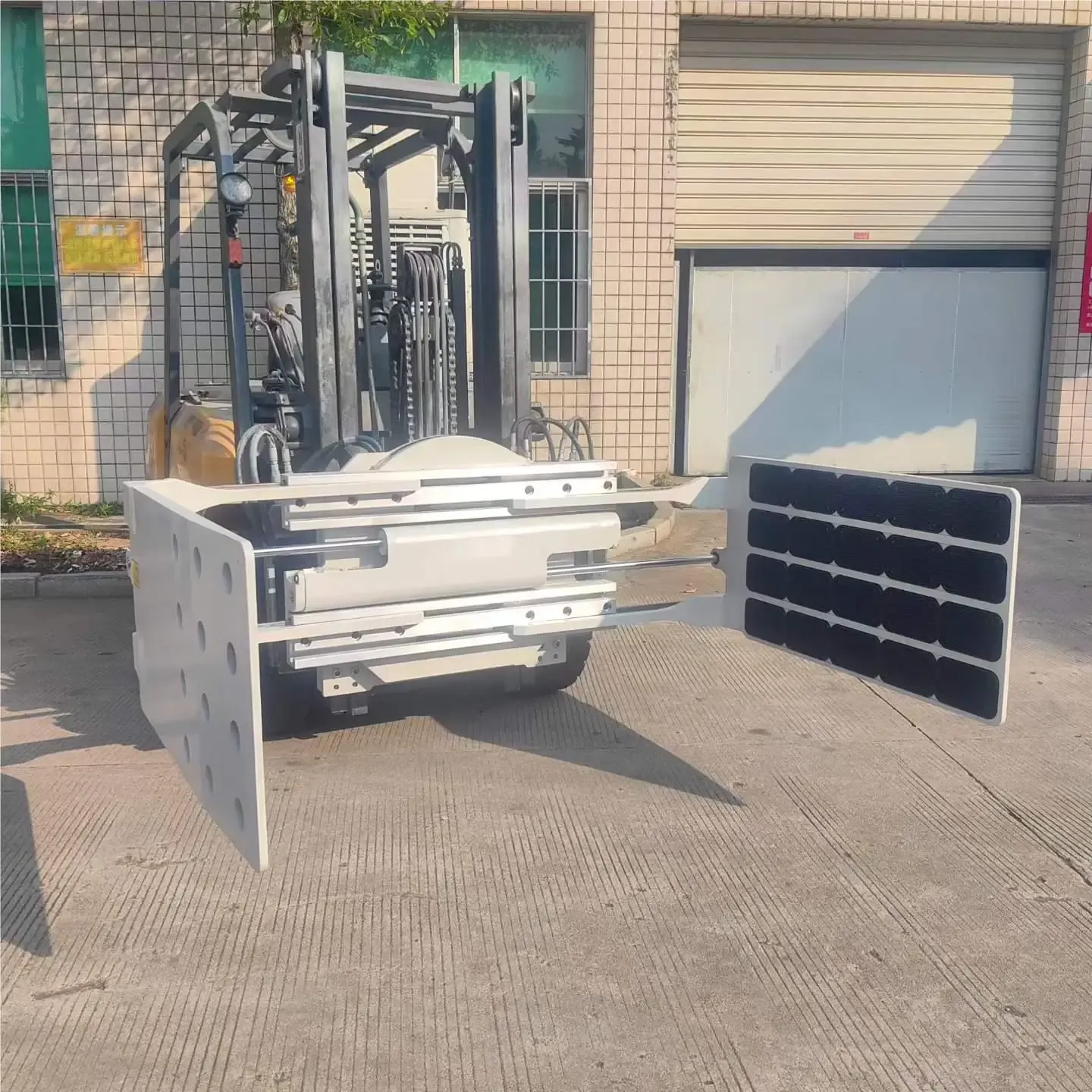 Heavy Duty Hydraulic Forklift Bale Clamp Attachment photo 4