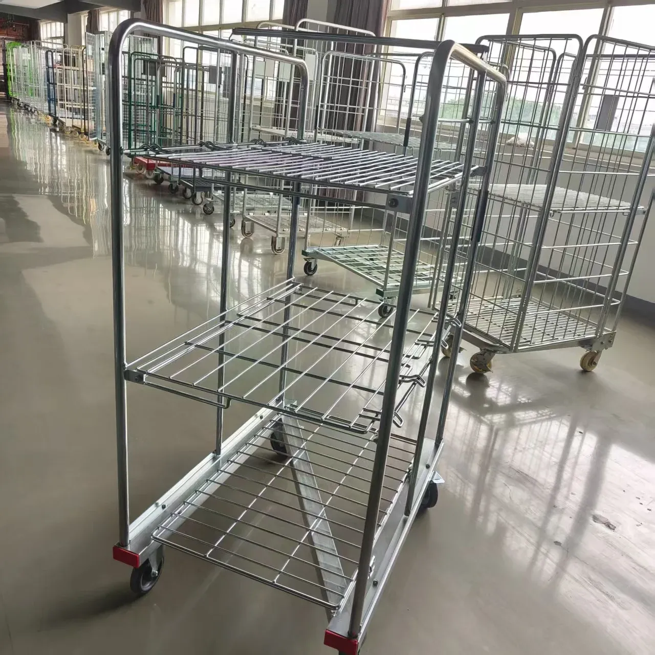 Warehouse Supermarket Industrial Wire Mesh Roll Container photo 3