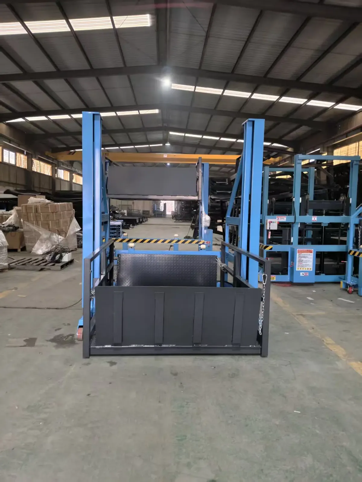 Cheaper Price 2M*2M Mobile Dock Lift 2000 Kg photo 4