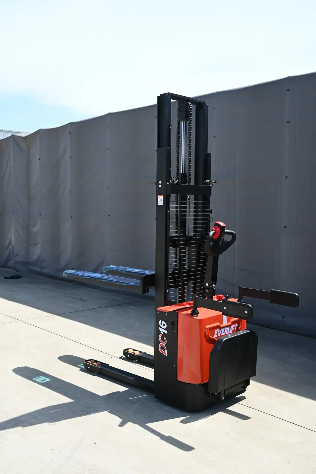Electric Pallet Stacker Walkie Forklift Warehouse detail 6