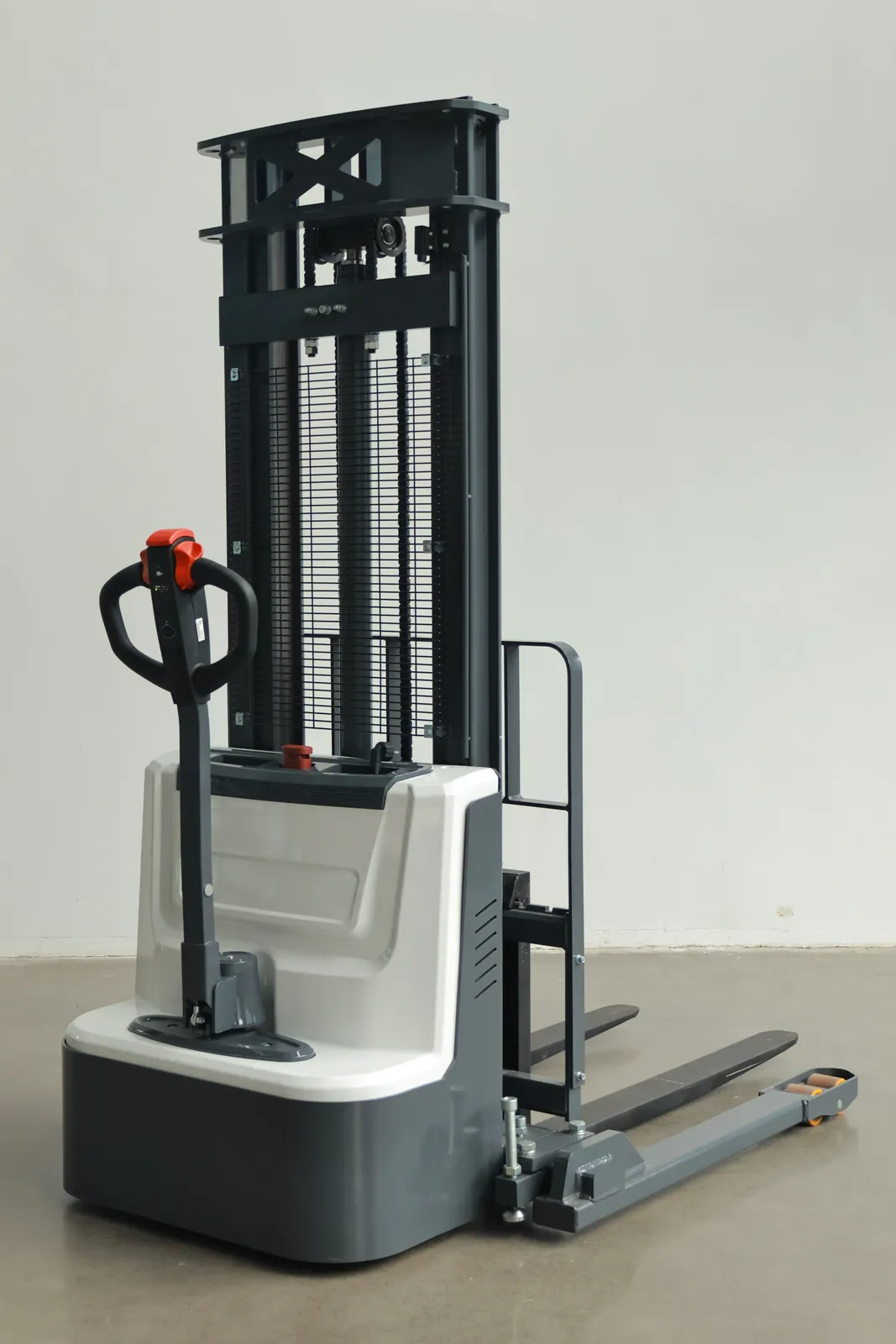 1.5-3 Ton Full Electric Stacker 3m 4m 5m 6m Lifting photo 4