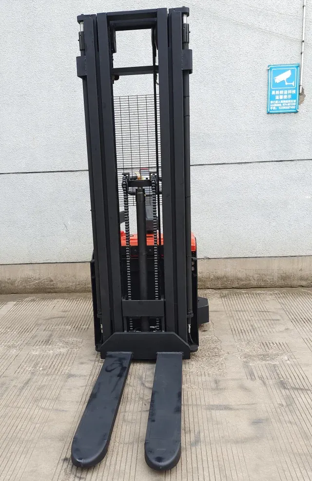 1500 to 2000 kg Walkie Full Free Lift 4300mm Mast 24V 210Ah photo 5