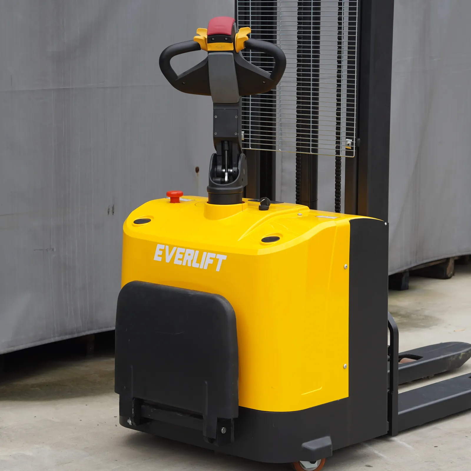 Electric Pallet Stacker, Stand-on Stacker, Ride-on photo 4