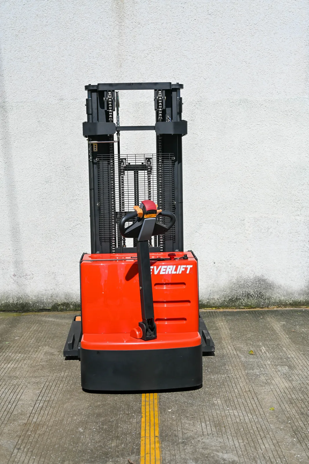 Straddle Stacker, Electric Pallet Stacker, 1.5-2 Ton photo 5