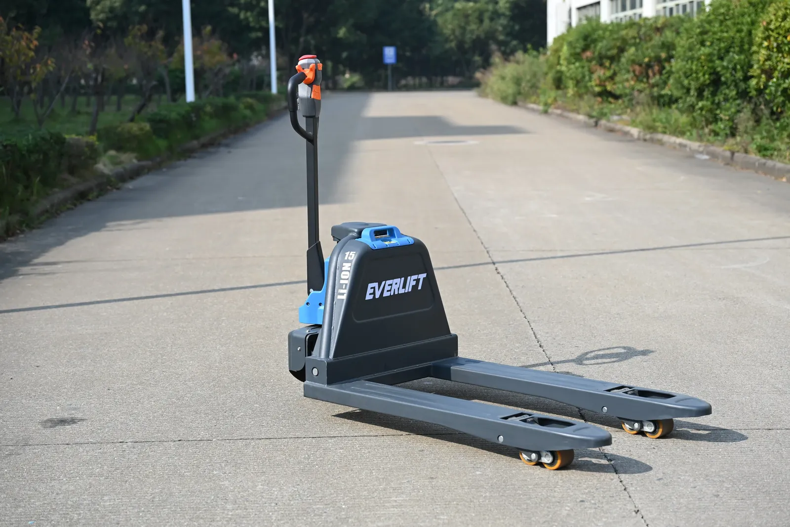 1.5 Ton Electric Pallet Truck Li-ion Lithium Battery 48V detail 4