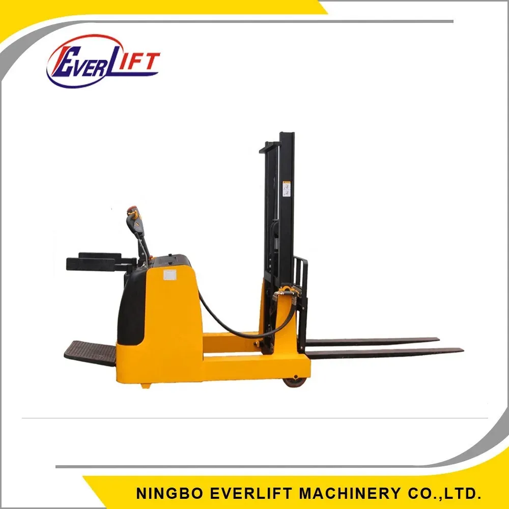 Reach Stacker Forklift 1000 to 2500 kg photo 3