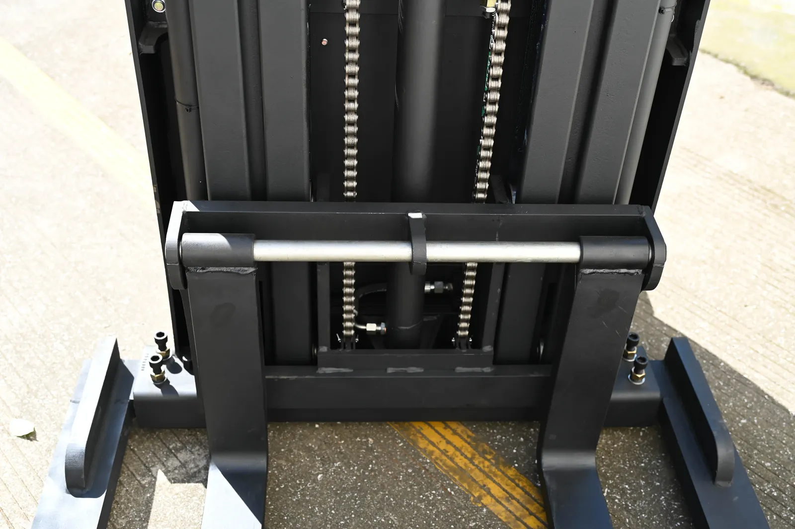 Electric Pallet Stacker Forklift 1.5Ton Stand detail 10