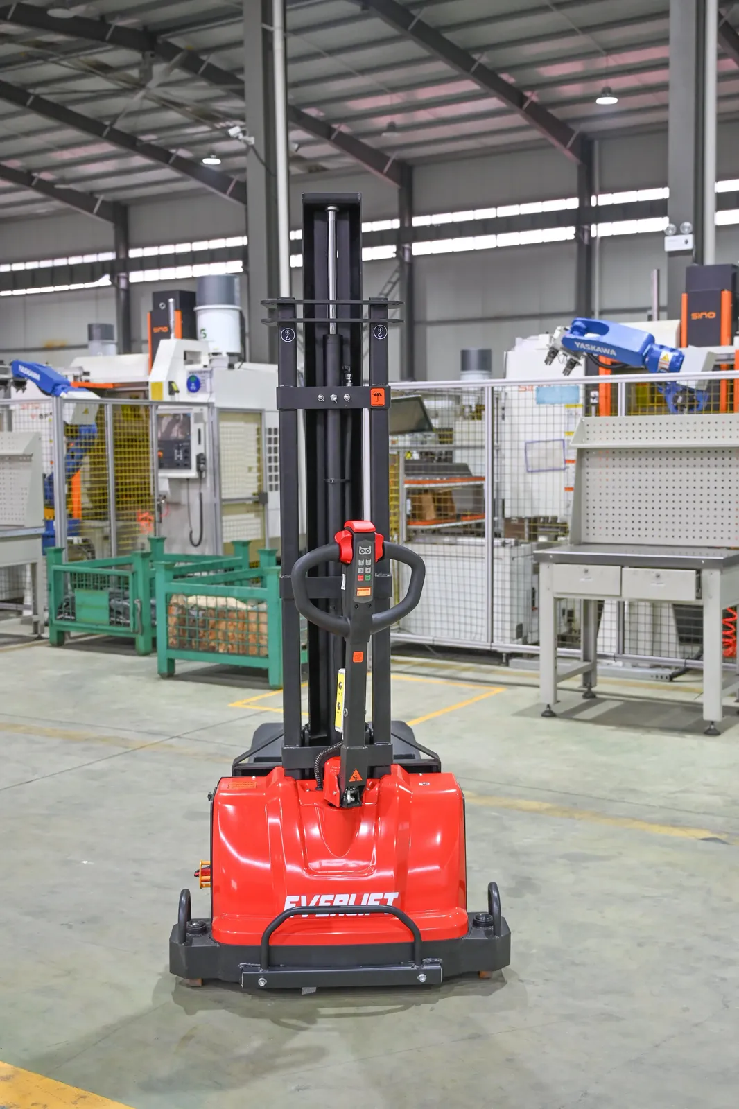 Self-Lifting Stacker 1 Ton photo 3