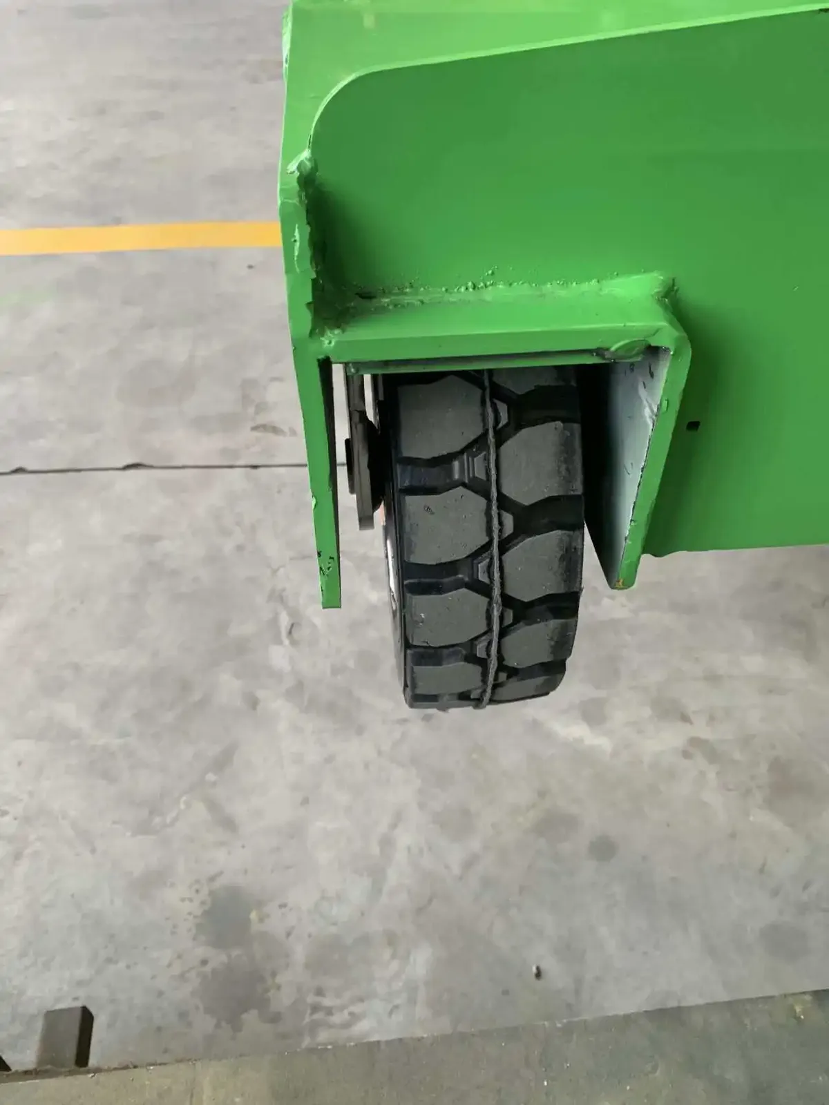 Portable off Road Electric Van Self-lifting Stacker 500 to 1500 kg detail 3