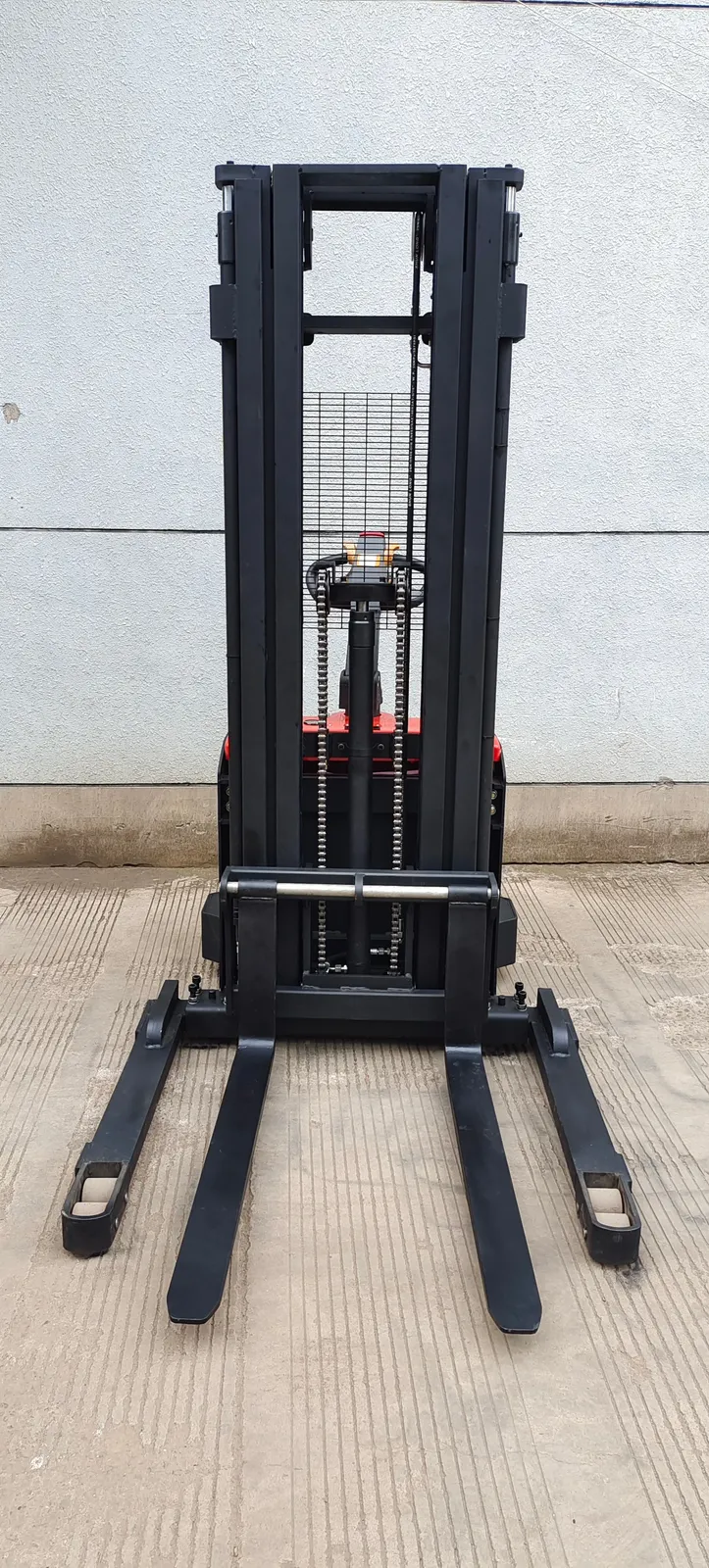 Electric Stacker 200 kg detail 13