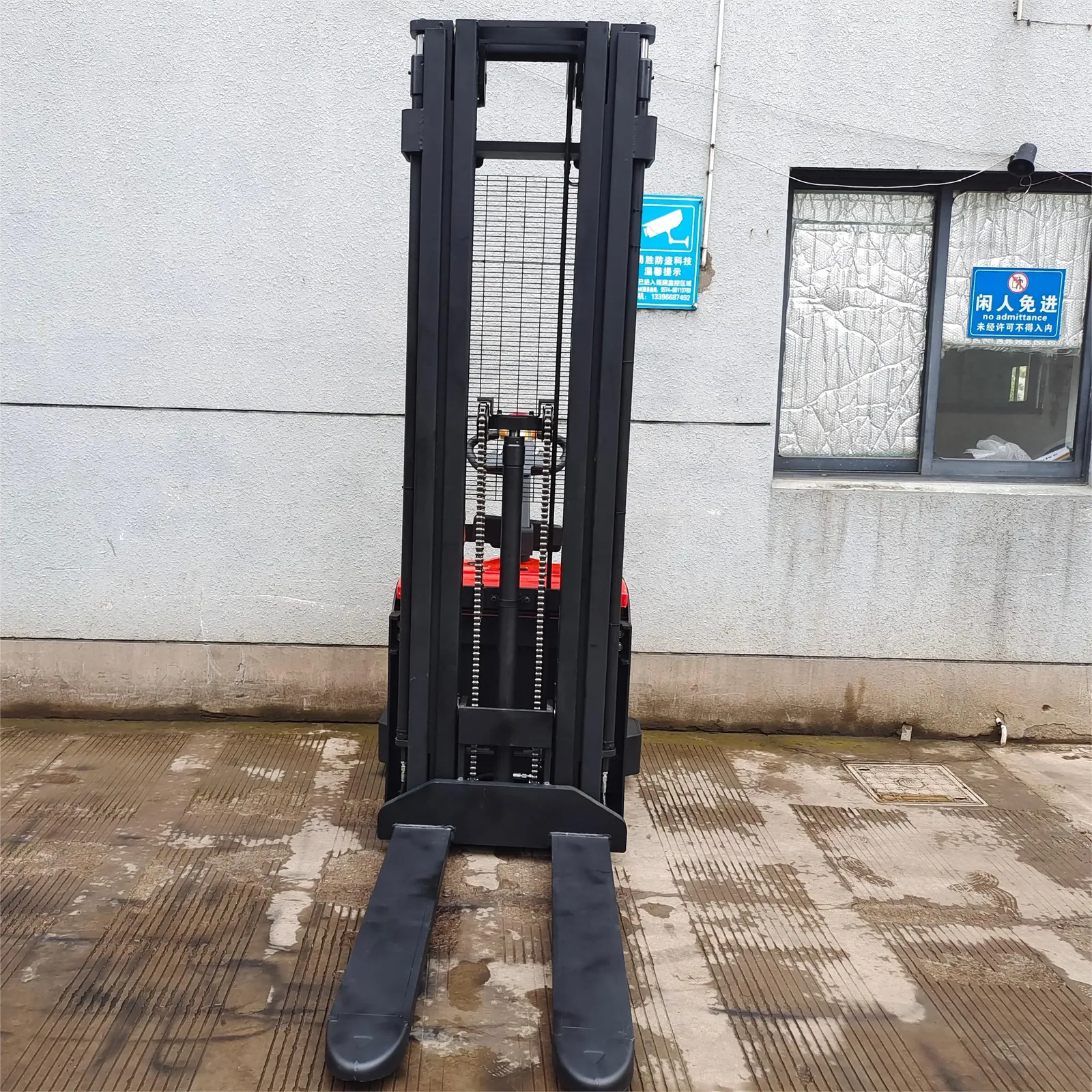 Electric Stacker 200 kg detail 7