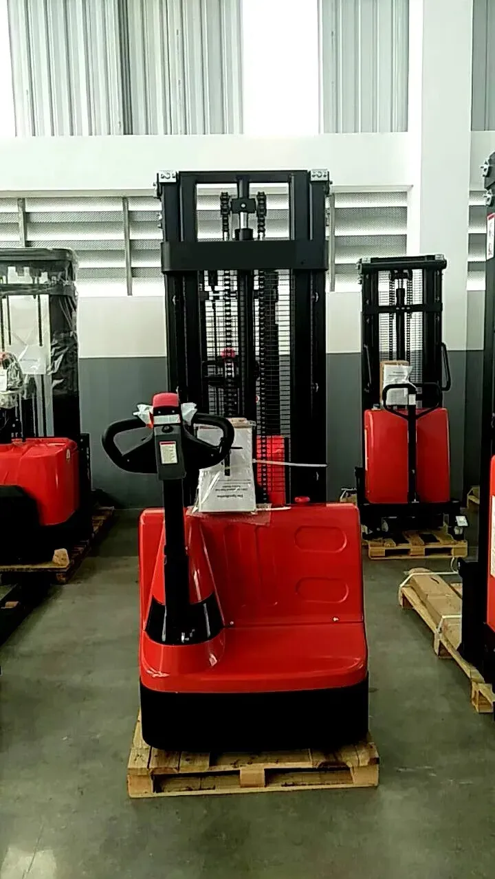 Battery Operated Electric Pallet Stacker 1.5Ton detail 5
