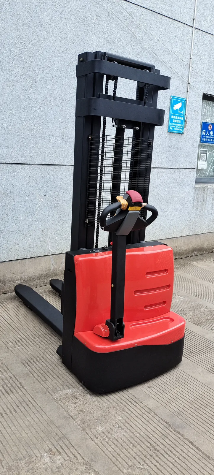 Electric Pallet Stacker Forklift 1.5Ton Walkie detail 7