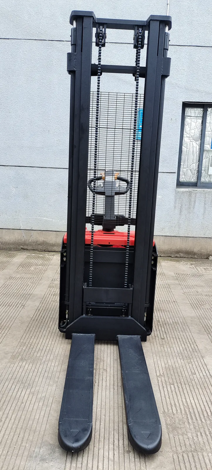 Stand on Electric Pallet Stacker ELES-20P 2000 kg detail 7