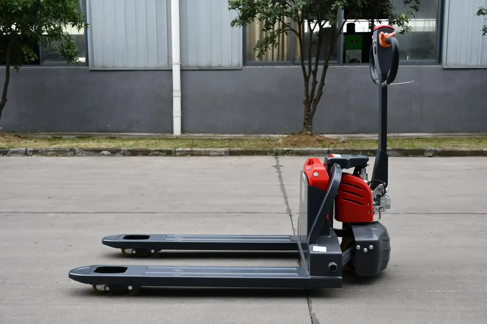 Electric Lithium Battery Pallet Truck 1.5 Ton photo 3