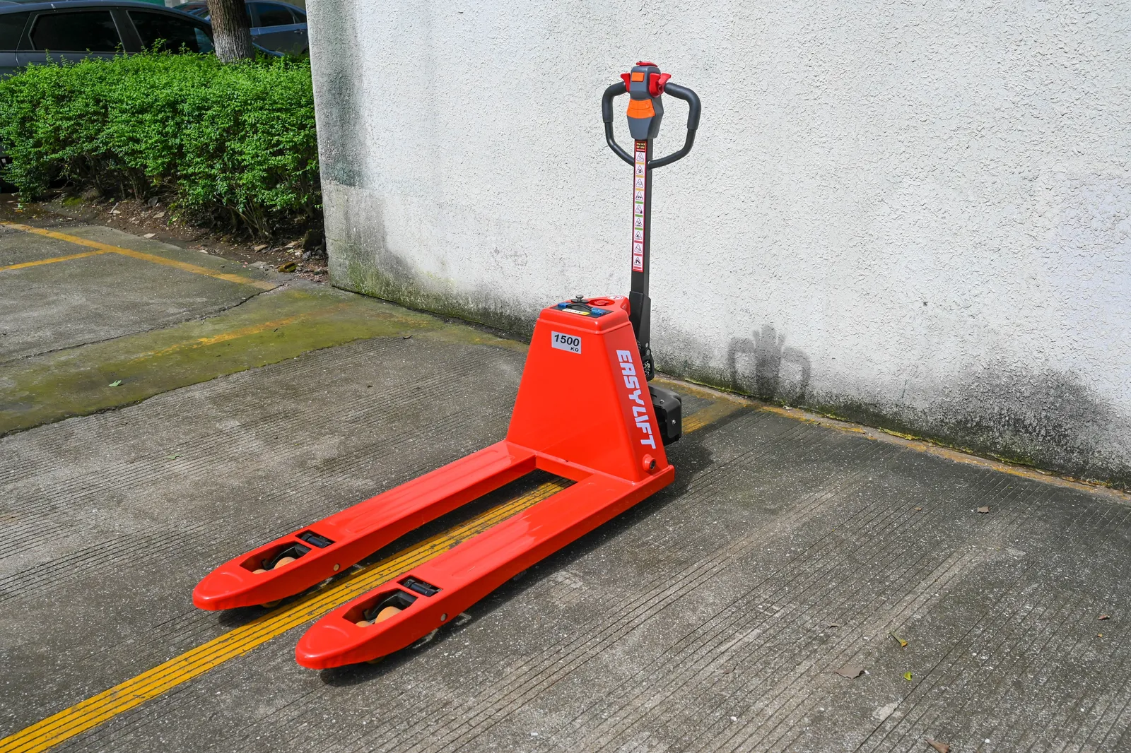 Lithium-Ion Battery Electric Pallet Jack 1.5 Ton/2 Ton photo 4