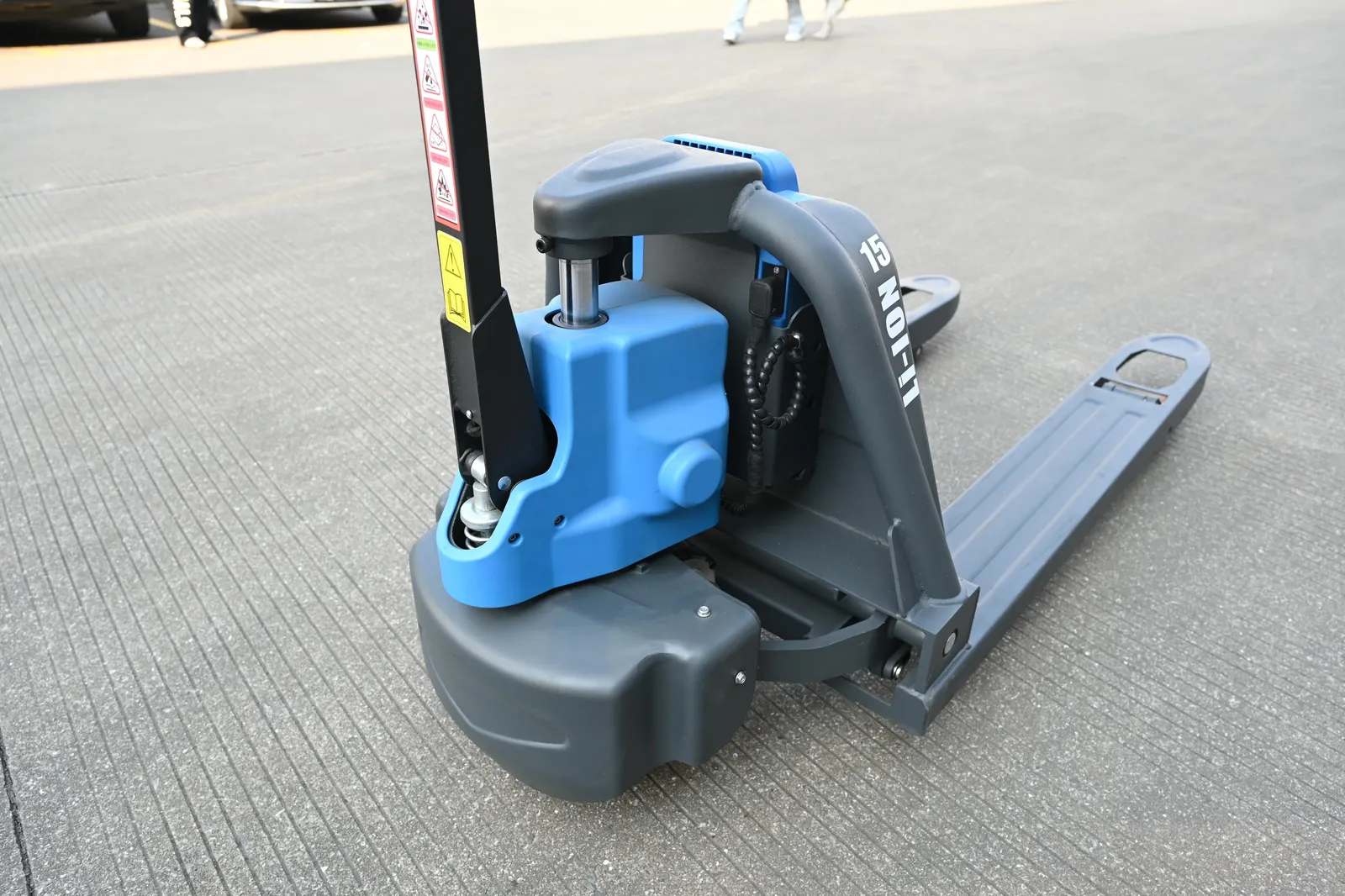 ELEP-15ZLI 1.5 Ton Walkie Brushless Electric Pallet Truck detail 12