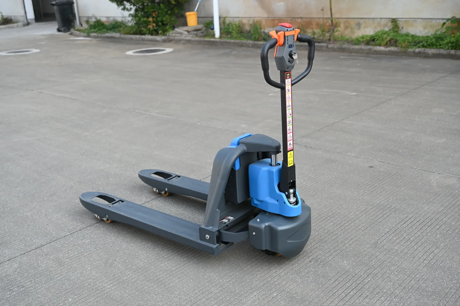 ELEP-15ZLI 1.5 Ton Walkie Brushless Electric Pallet Truck detail 6