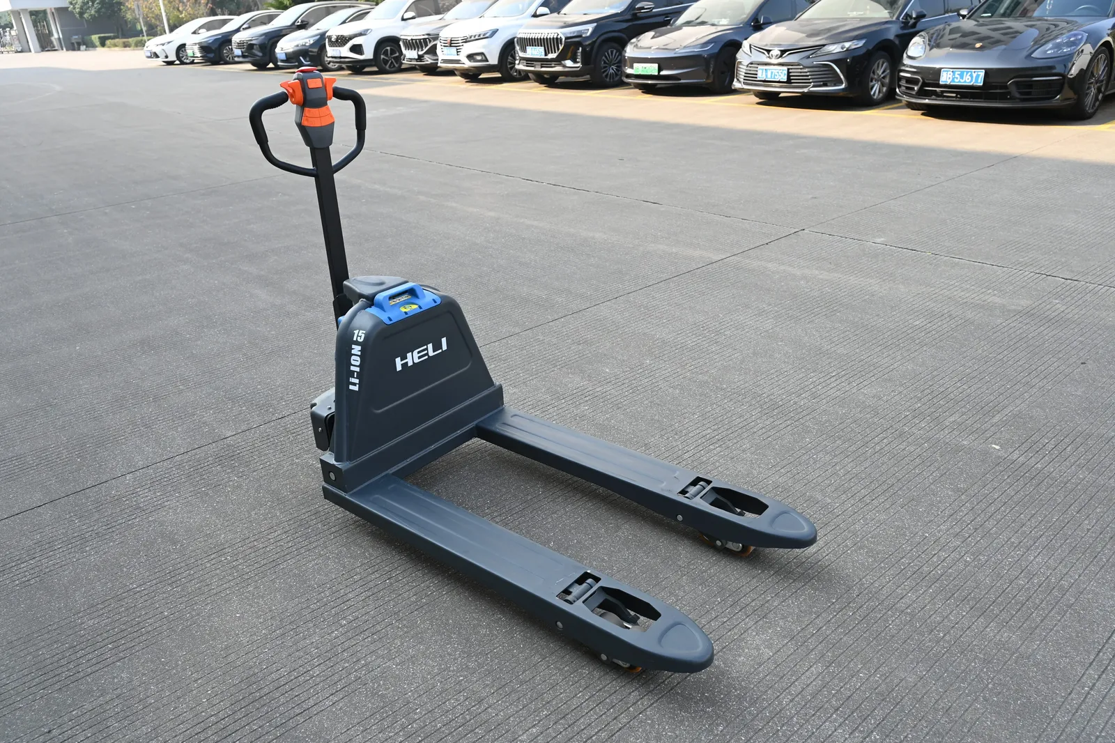 ELEP-15ZLI 1.5 Ton Walkie Brushless Electric Pallet Truck photo 5