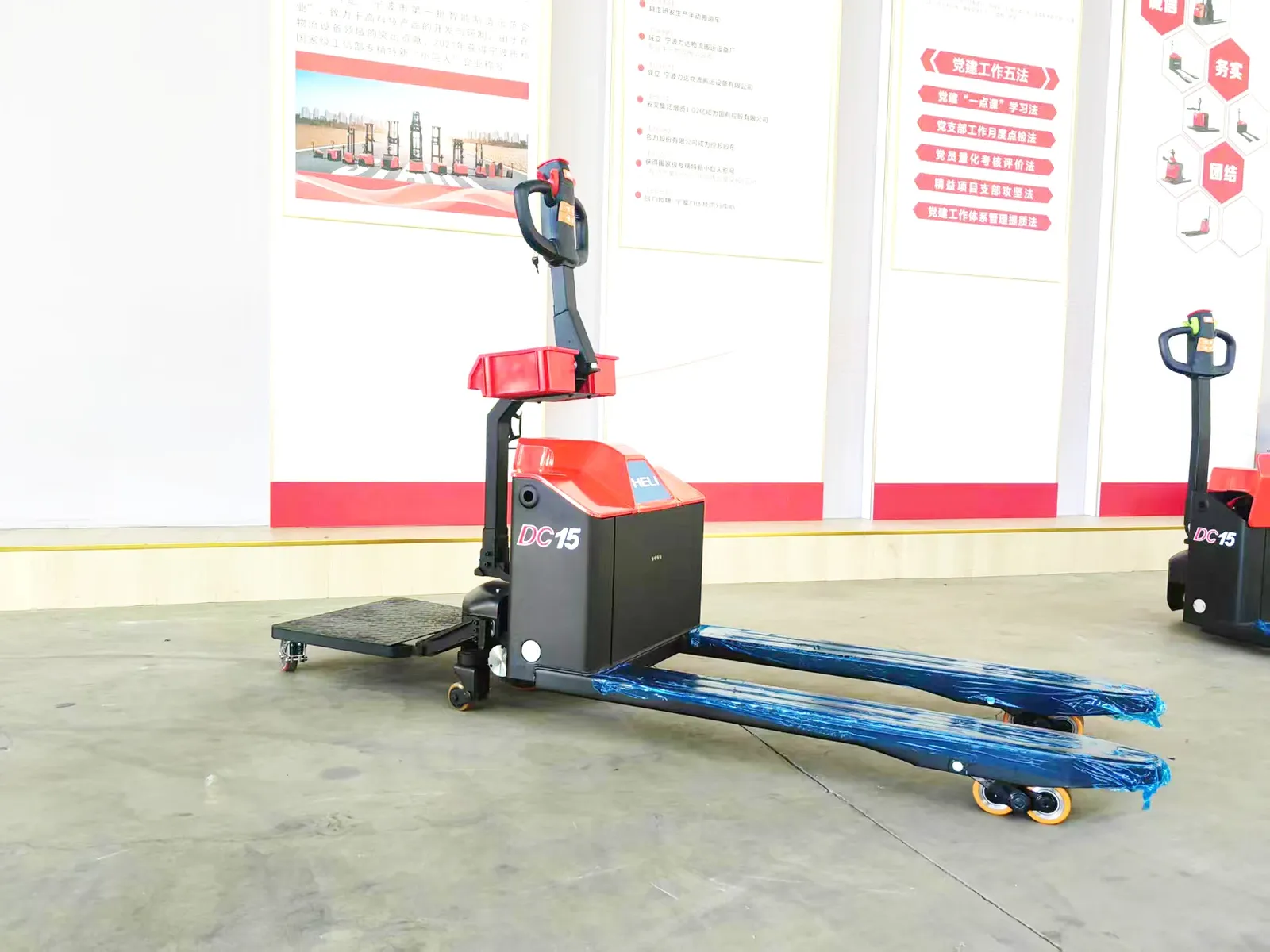 ELEP-15/20YLi Stand on Stainless Steel Lithium Electric Pallet Truck detail 8