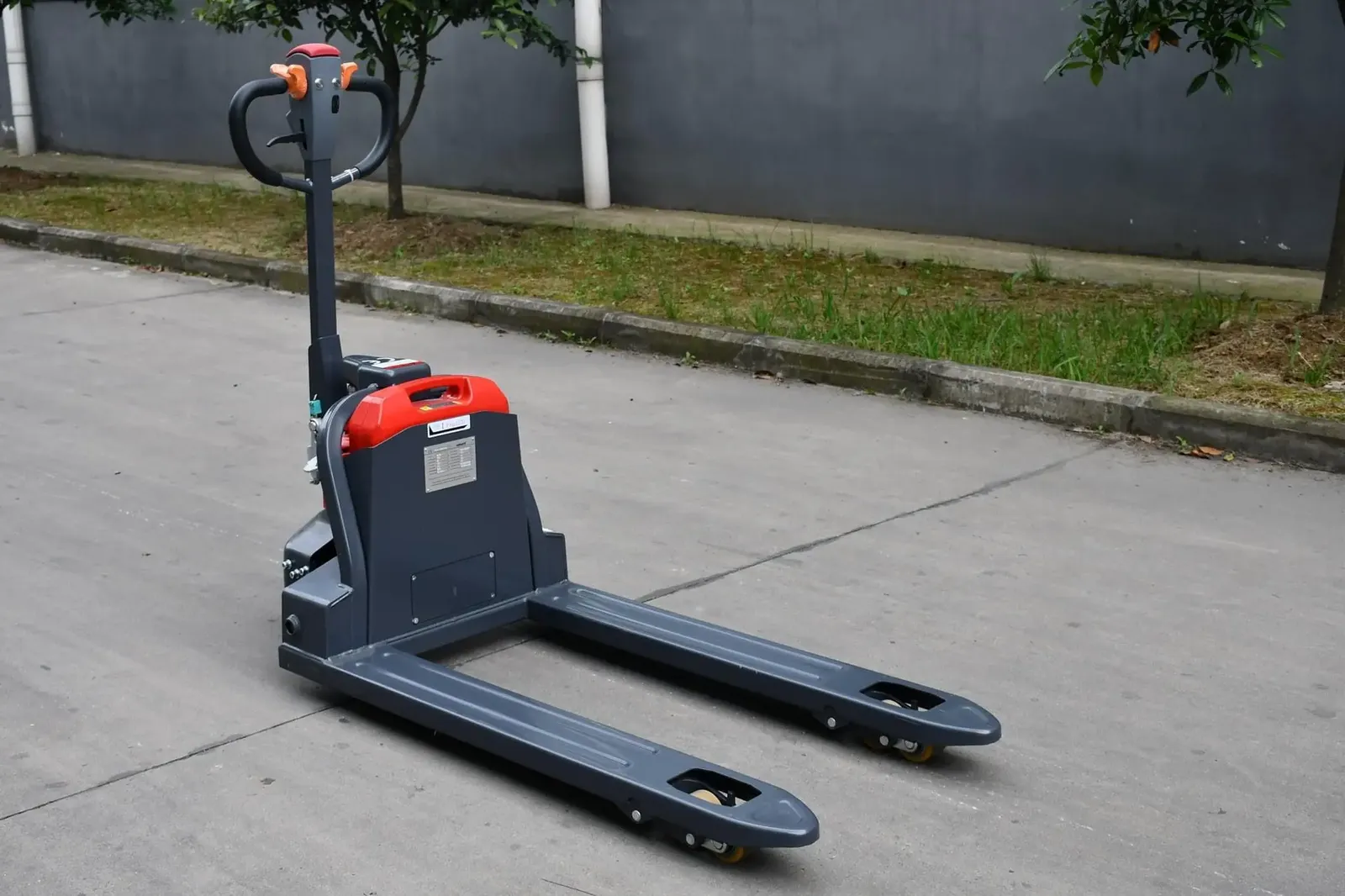 1.5Ton 2.0Ton Electric Pallet Truck Walkie Pallet Stacker photo 2
