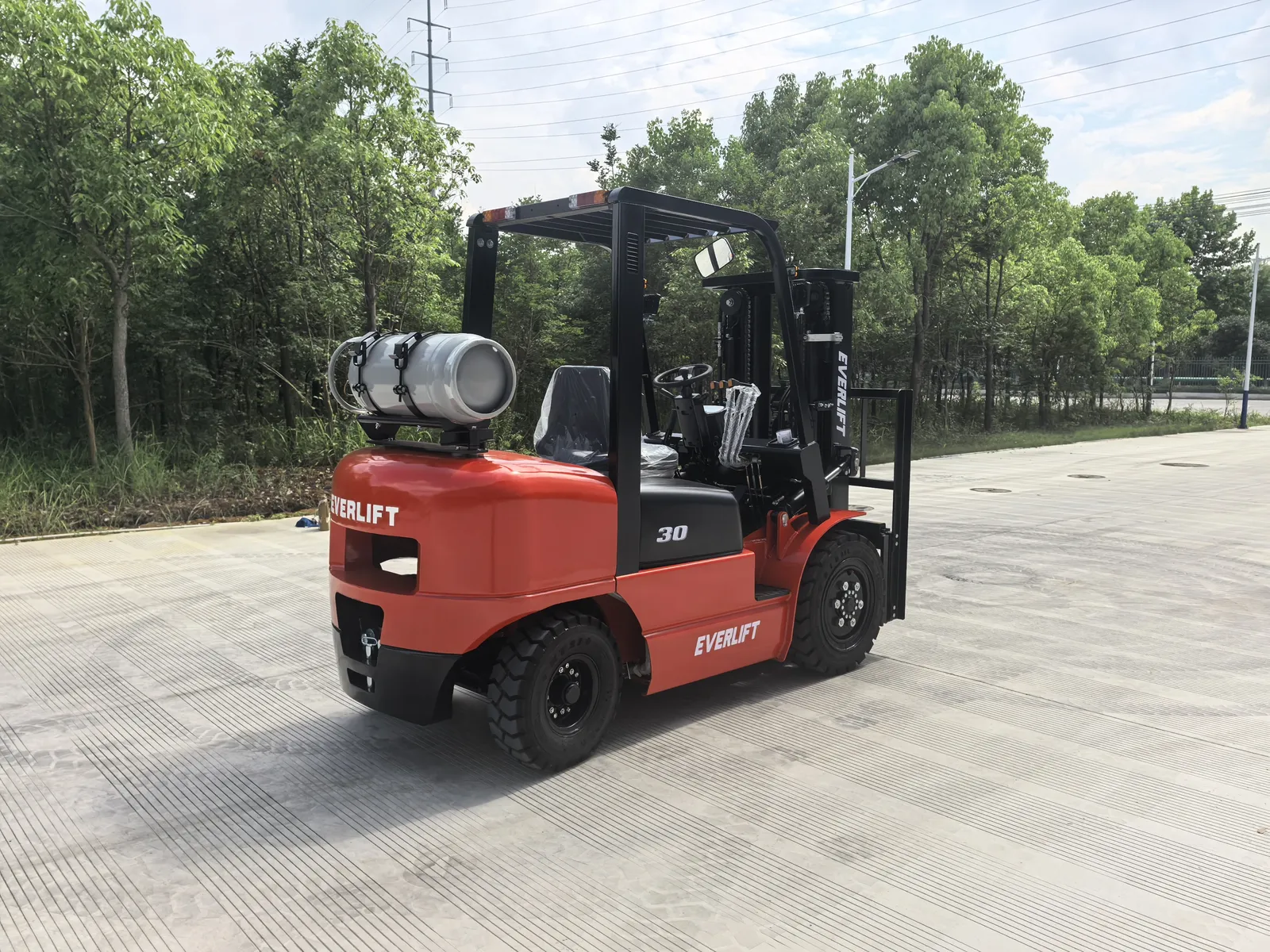 3 Ton 4WD Diesel Forklift-Heavy Duty All-Terrain Off-Road photo 6