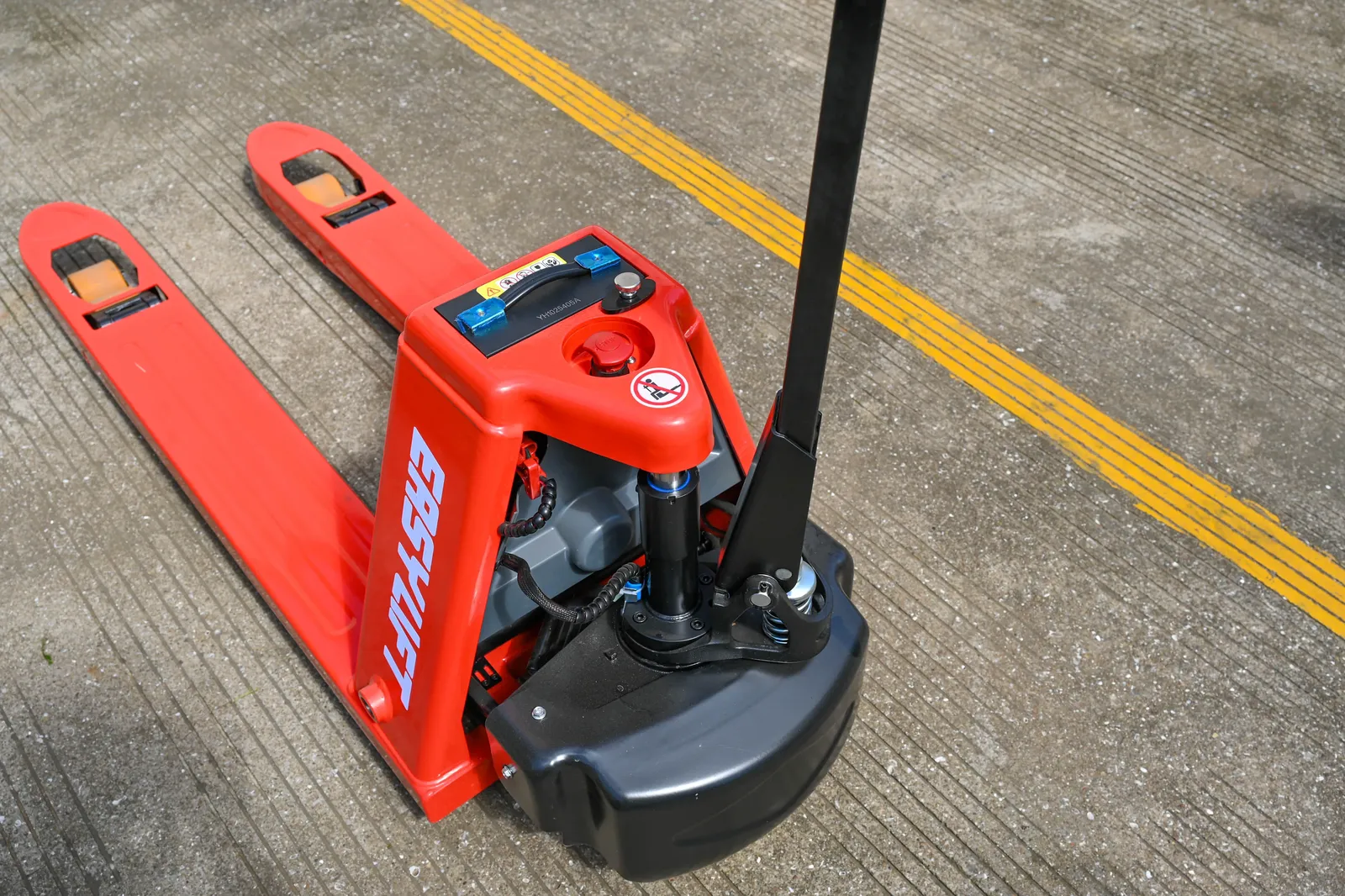 ELEP-15/20ELI Full Electric Pallet Truck Brushless detail 9