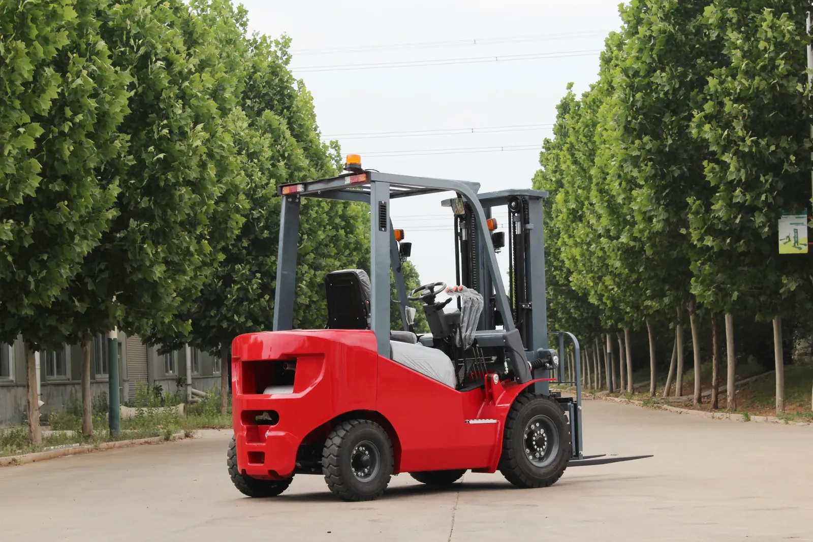 2T 2.5T 3T 3.5T Factory Price Diesel Forklift Truck 3 detail 4