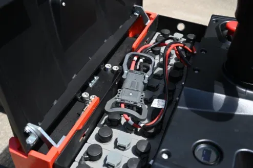 2 Ton Ride on Electric Pallet Truck With AC Drive System detail 11