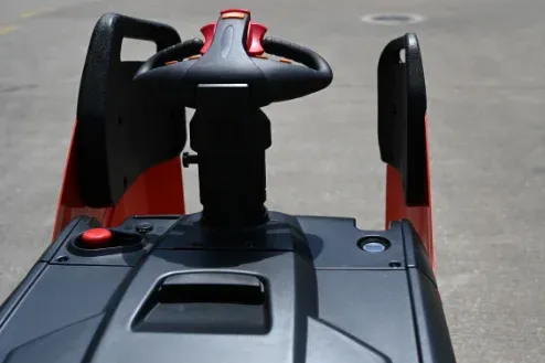 2 Ton Ride on Electric Pallet Truck With AC Drive System detail 9