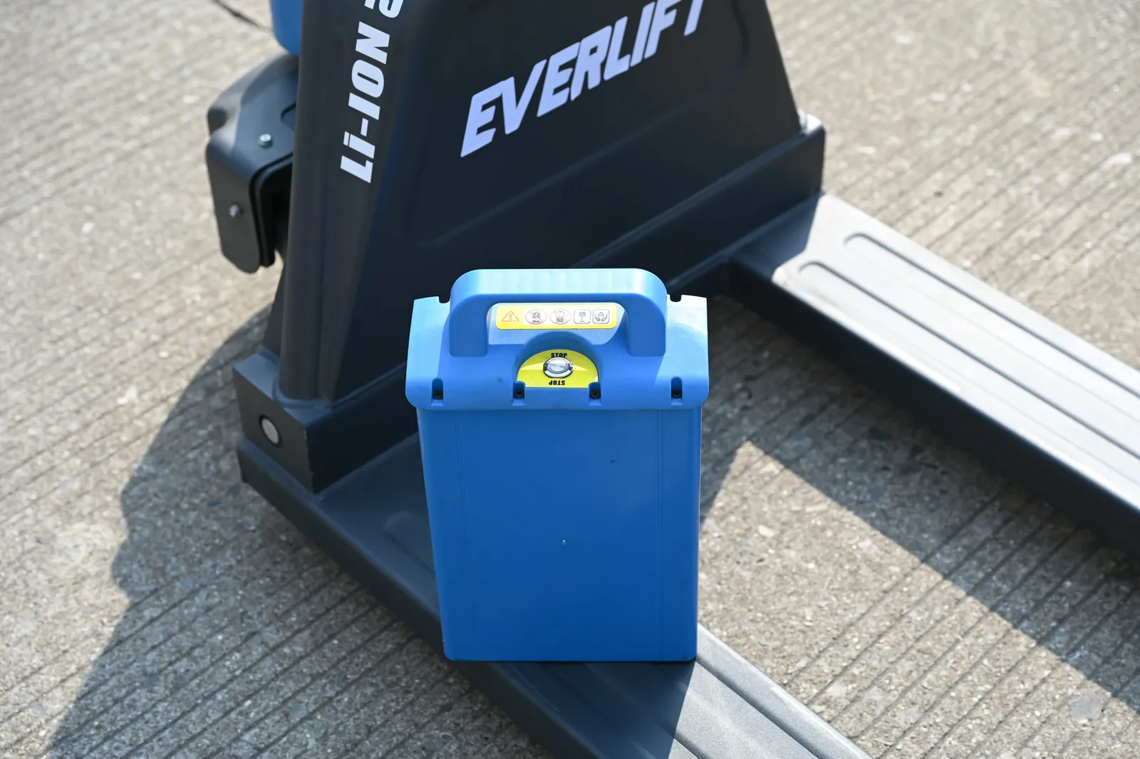 ELEP-15/20ZLI 1.5 Ton detail 8
