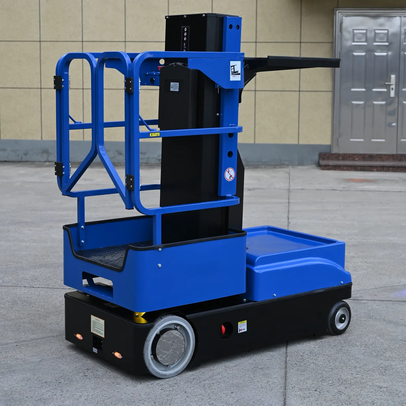 Electric Order Picker Lift 3m 4m Electric Powered photo 1