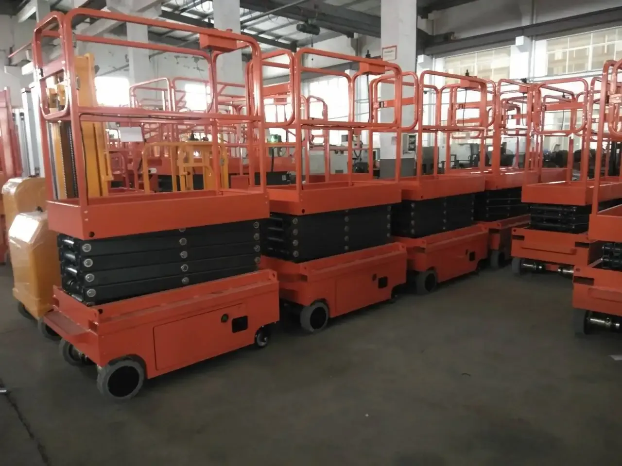 FSJY0608 Whole Electric Scissor Lift 6m 8m Self-Propelled detail 10