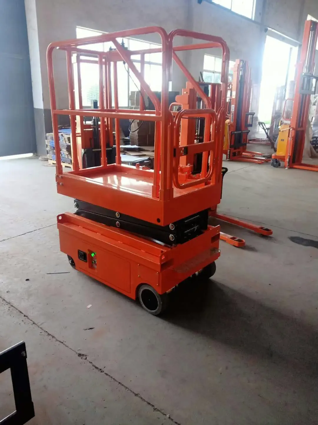 FSJY0608 Whole Electric Scissor Lift 6m 8m Self-Propelled detail 8